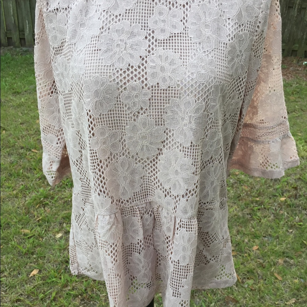 Lace blouse - Picture 6 of 6